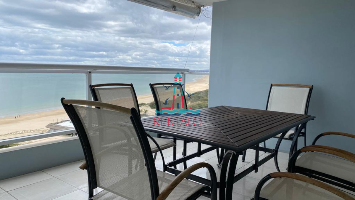 Apartamento ID.65 - Apartamento en venta primera linea vista al mar Punta del este 3 dormitorios