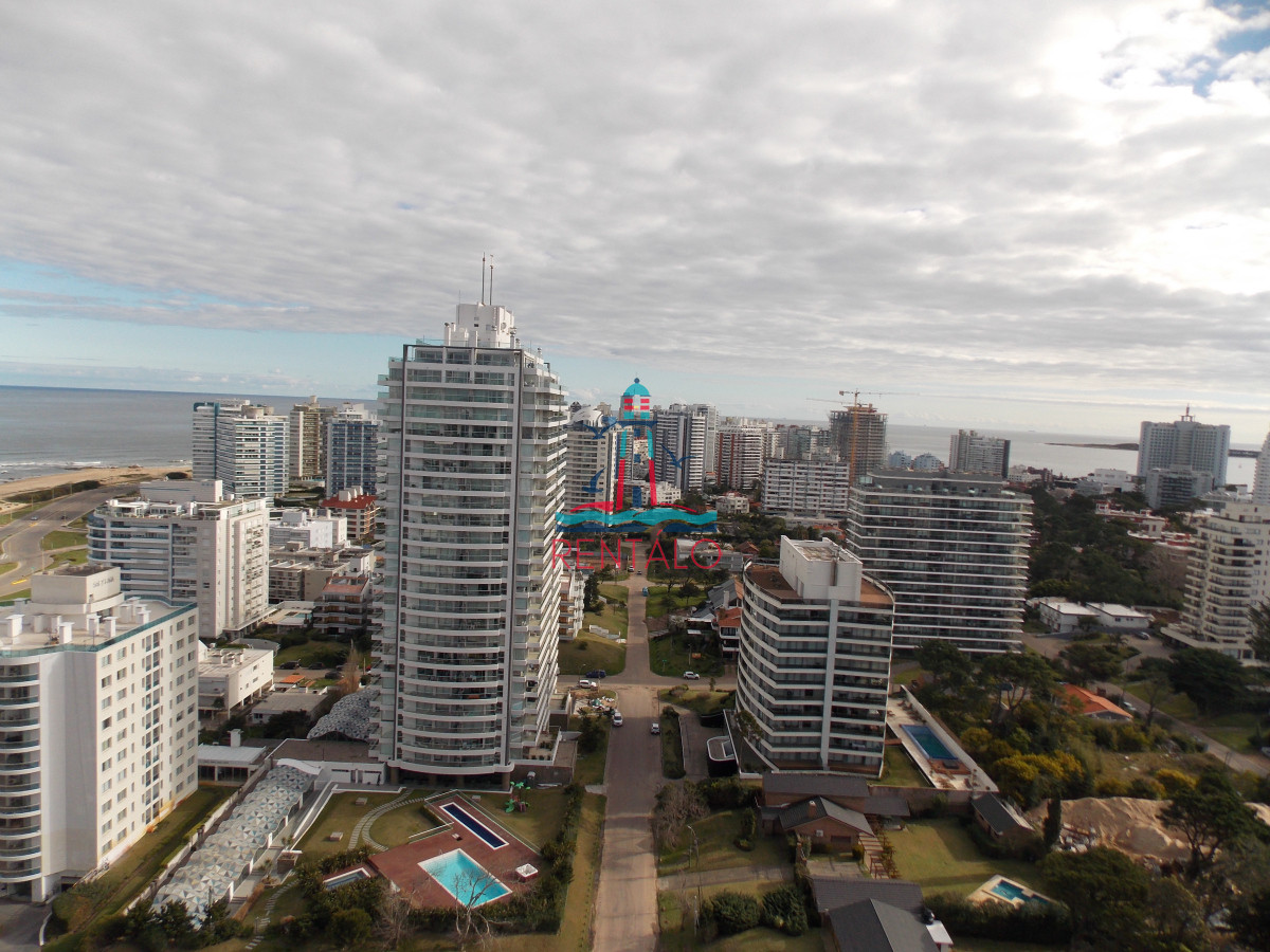 Apartamento ID.50 - Apartamento en venta 2 dormitorios Punta del Este, Wind Tower 