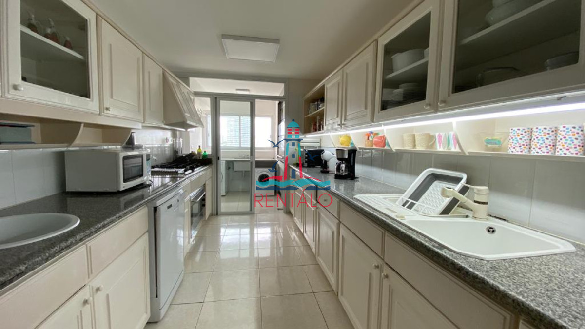 Apartamento ID.65 - Apartamento en venta primera linea vista al mar Punta del este 3 dormitorios