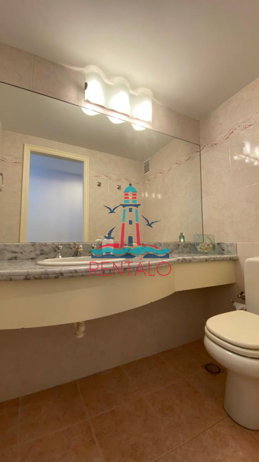 Apartamento ID.65 - Apartamento en venta primera linea vista al mar Punta del este 3 dormitorios