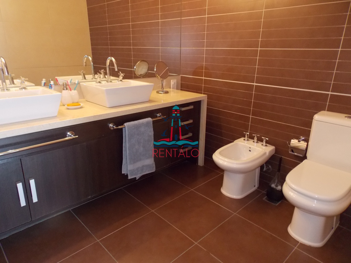 Apartamento ID.52 - Apartamento en venta 2 dormitorios en Imperiale Punta del Este