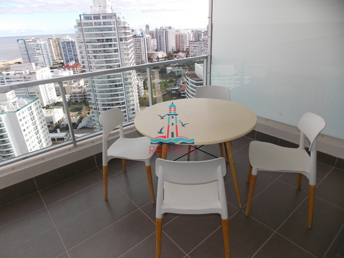 Apartamento ID.50 - Apartamento en venta 2 dormitorios Punta del Este, Wind Tower 