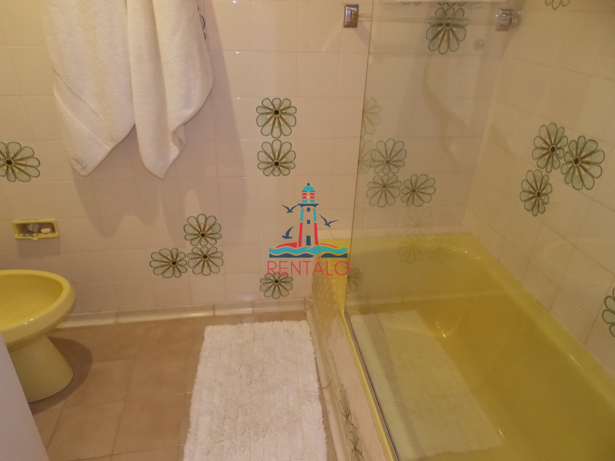 Apartamento ID.51 - Apartamento en venta 2 dormitorios Punta del este primera linea