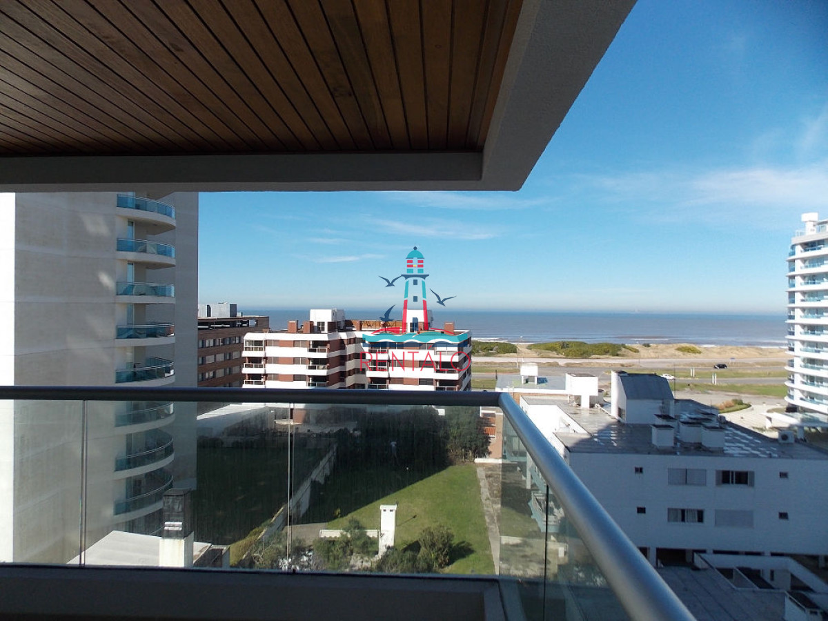 Apartamento ID.42 - Apartamento en venta 2 dormitorios y medio Punta del este