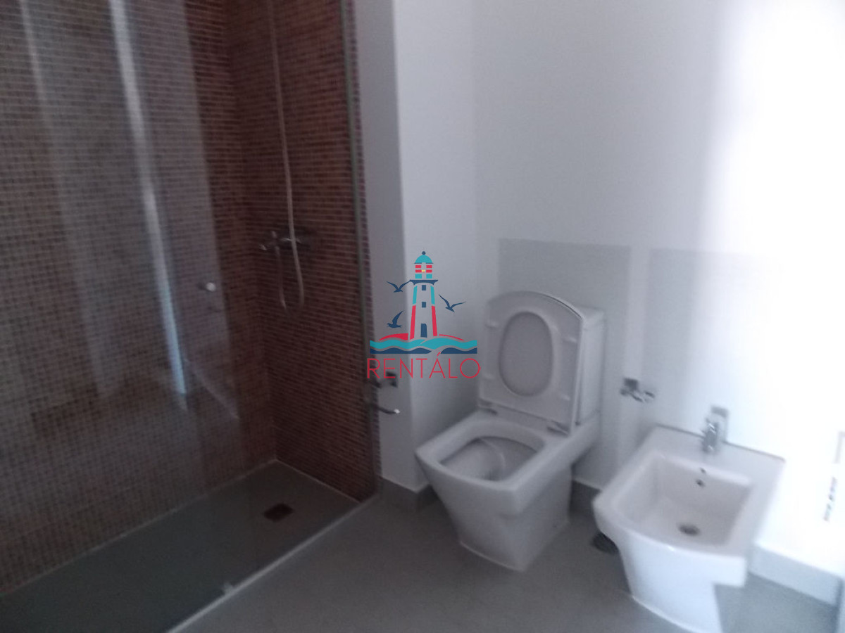 Apartamento ID.42 - Apartamento en venta 2 dormitorios y medio Punta del este