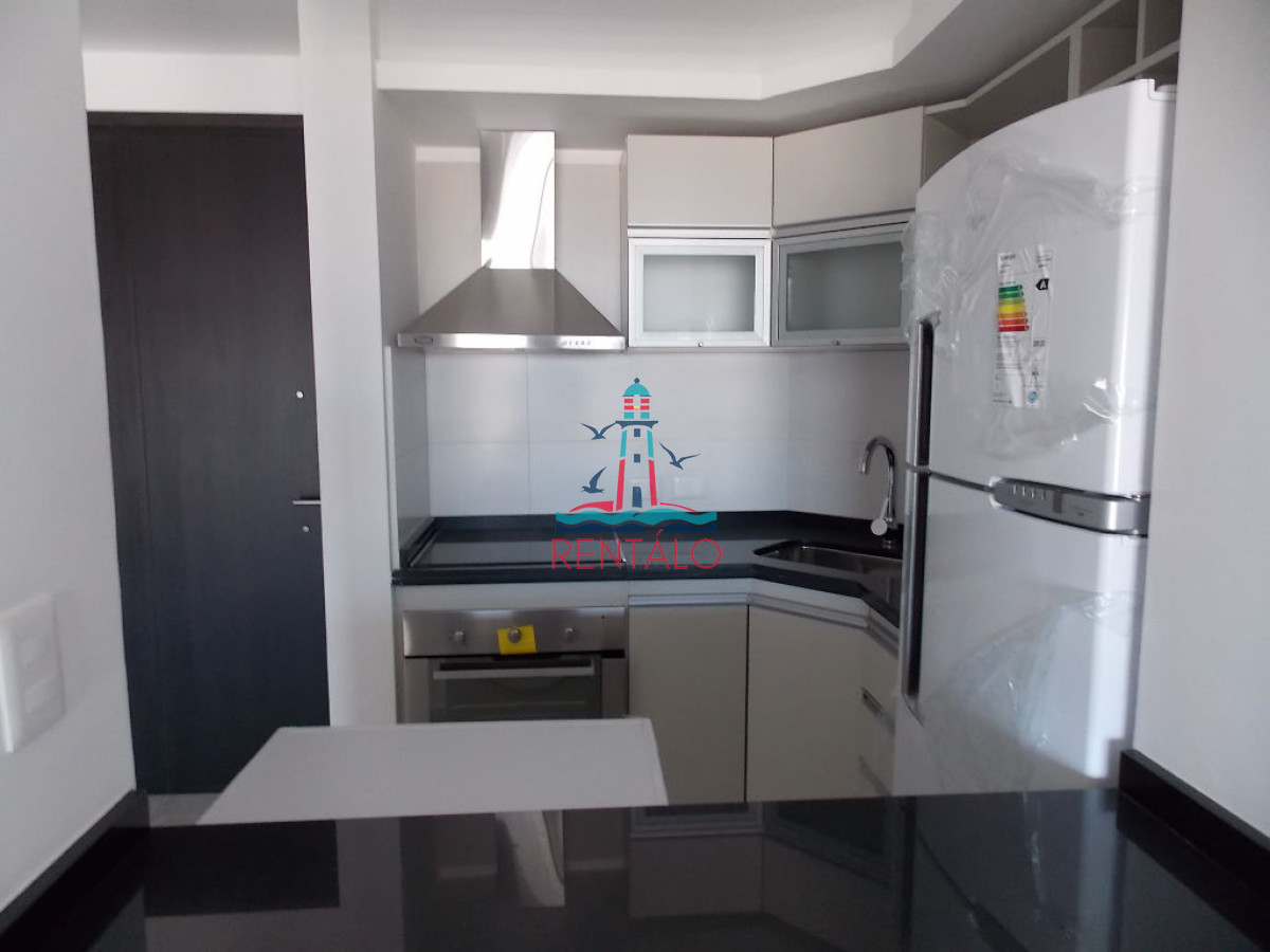 Apartamento ID.42 - Apartamento en venta 2 dormitorios y medio Punta del este
