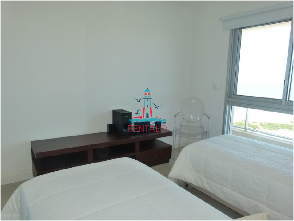 Apartamento ID.50 - Apartamento en venta 2 dormitorios Punta del Este, Wind Tower 
