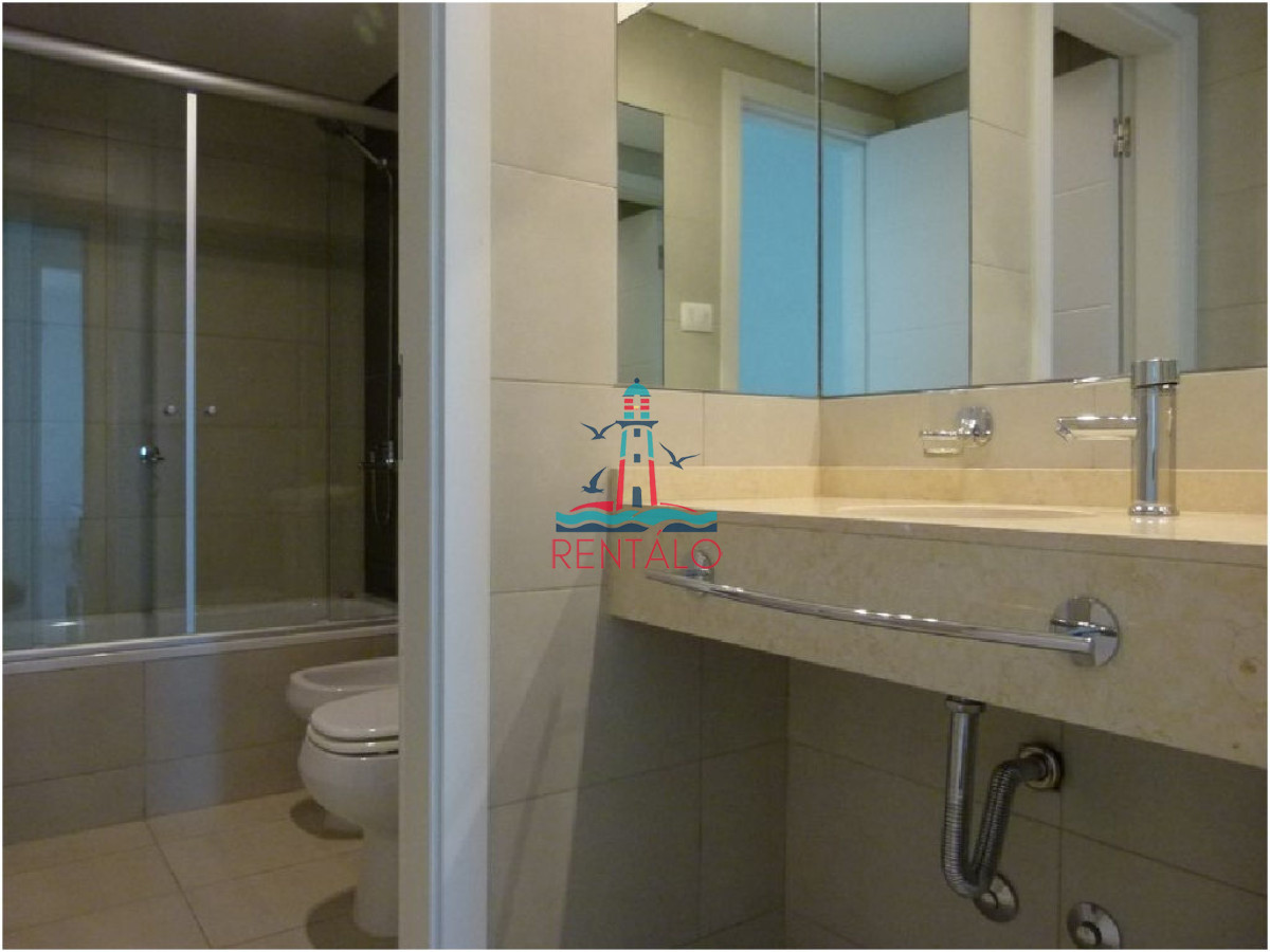 Apartamento ID.50 - Apartamento en venta 2 dormitorios Punta del Este, Wind Tower 