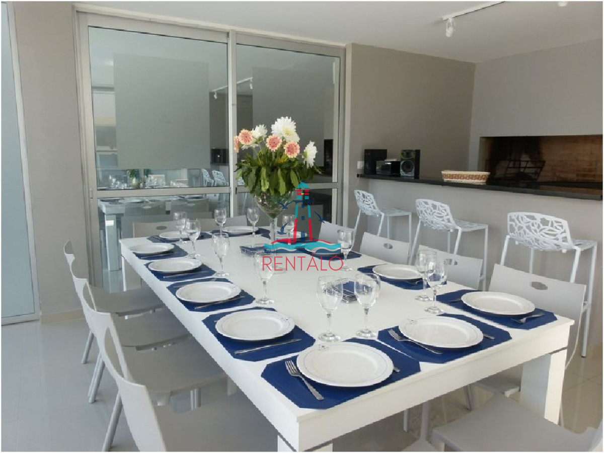 Apartamento ID.50 - Apartamento en venta 2 dormitorios Punta del Este, Wind Tower 