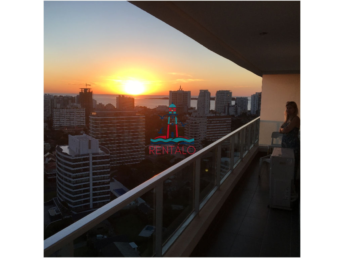 Apartamento ID.50 - Apartamento en venta 2 dormitorios Punta del Este, Wind Tower 