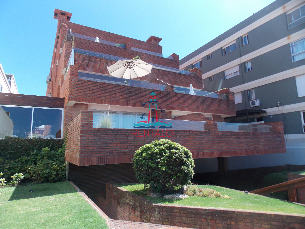 Apartamento ID.56 - Apartamento en venta Punta del Este, primera linea 