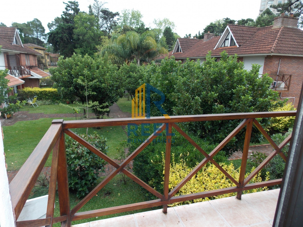 Apartamento ID.80 - DUPLEX TIPO CASA ZONA CANTEGRIL
