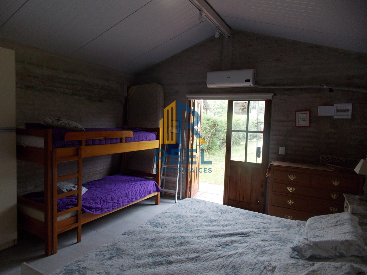 Casa ID.312 - PRECIOSA CASA EN BALNEARIO BS.AS Reciclada