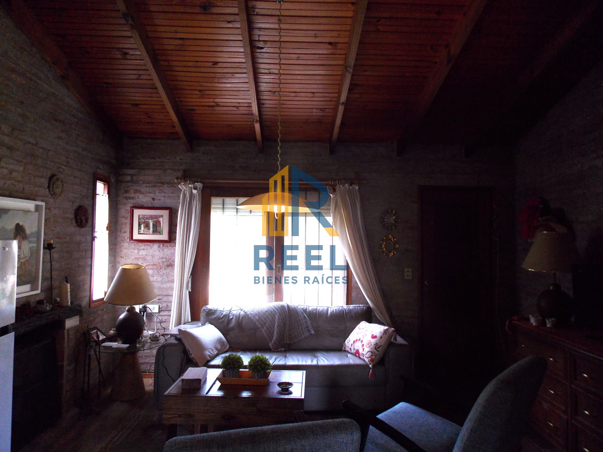 Casa ID.312 - PRECIOSA CASA EN BALNEARIO BS.AS Reciclada