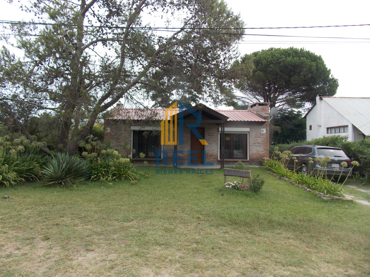 Casa ID.312 - PRECIOSA CASA EN BALNEARIO BS.AS Reciclada