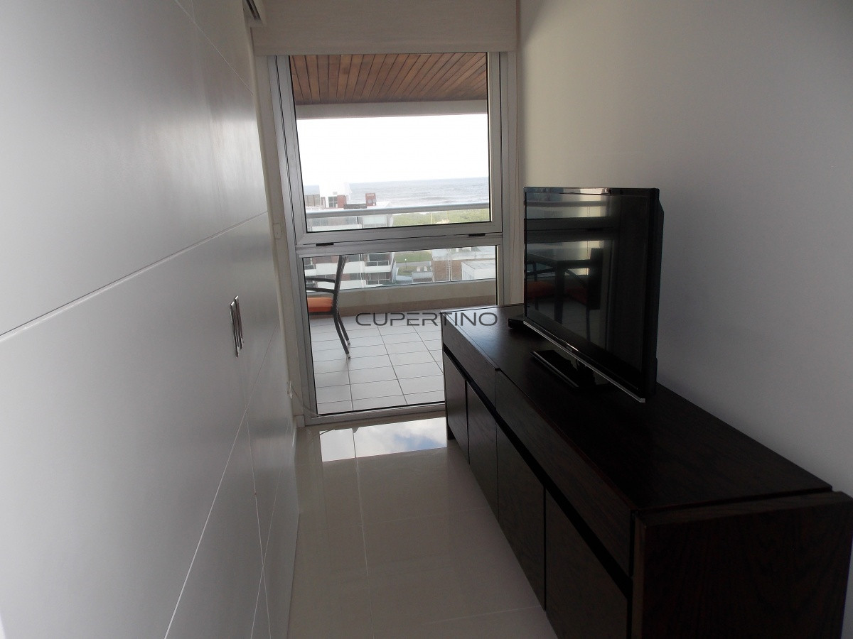 Apartamento ID.136 - Apartamento en Brava, 2 dormitorios y medio