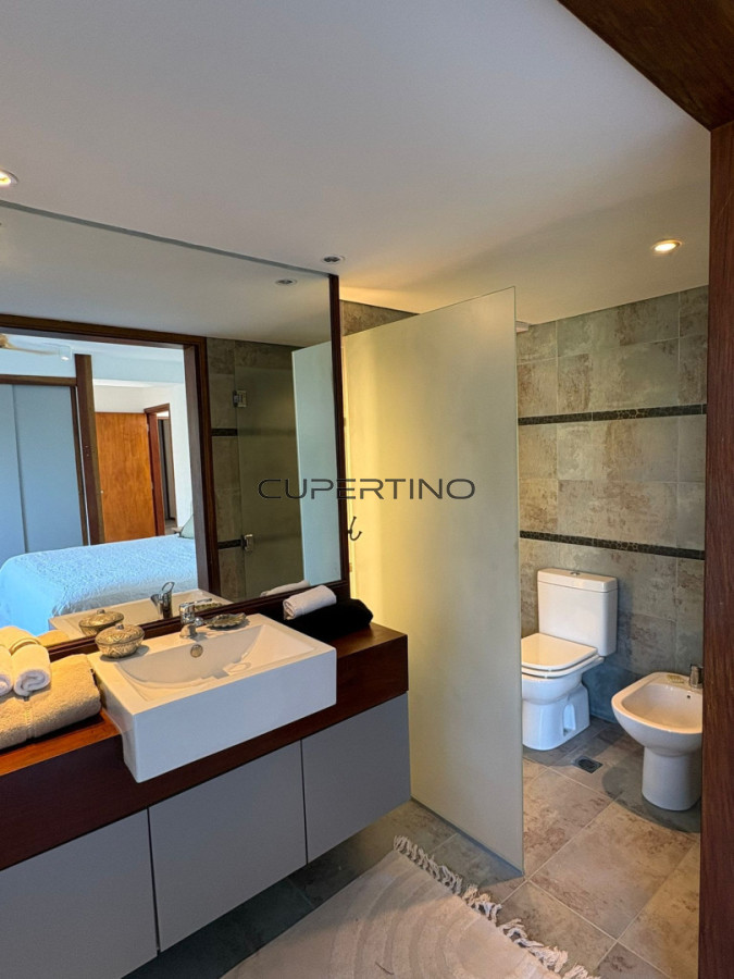 Casa ID.122 - MANANTIALES A 2 CUADRAS DEL MAR TOTALMENTE RENOVADA