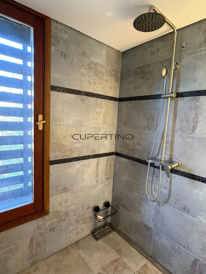 Casa ID.122 - MANANTIALES A 2 CUADRAS DEL MAR TOTALMENTE RENOVADA