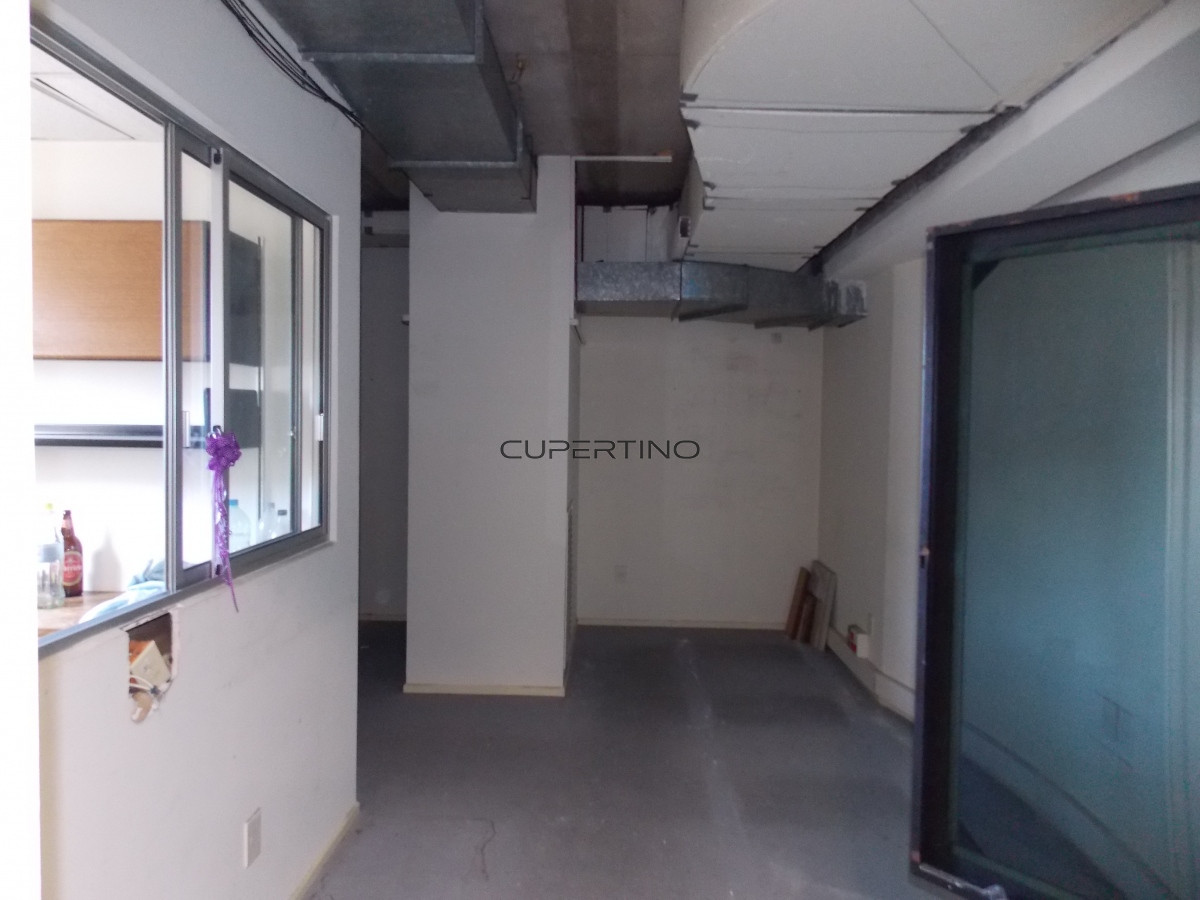 Local Comercial ID.155 - LOCAL EN EL CENTRO DE MALDONADO EN ALQUILER 