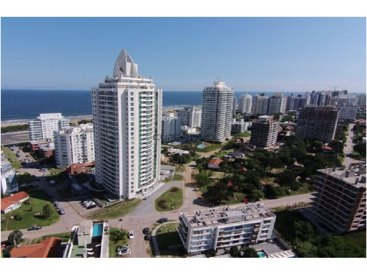 Apartamento ID.137 - PISO ALTO EN WIND TOWER - EXCELENTES AMENITIES