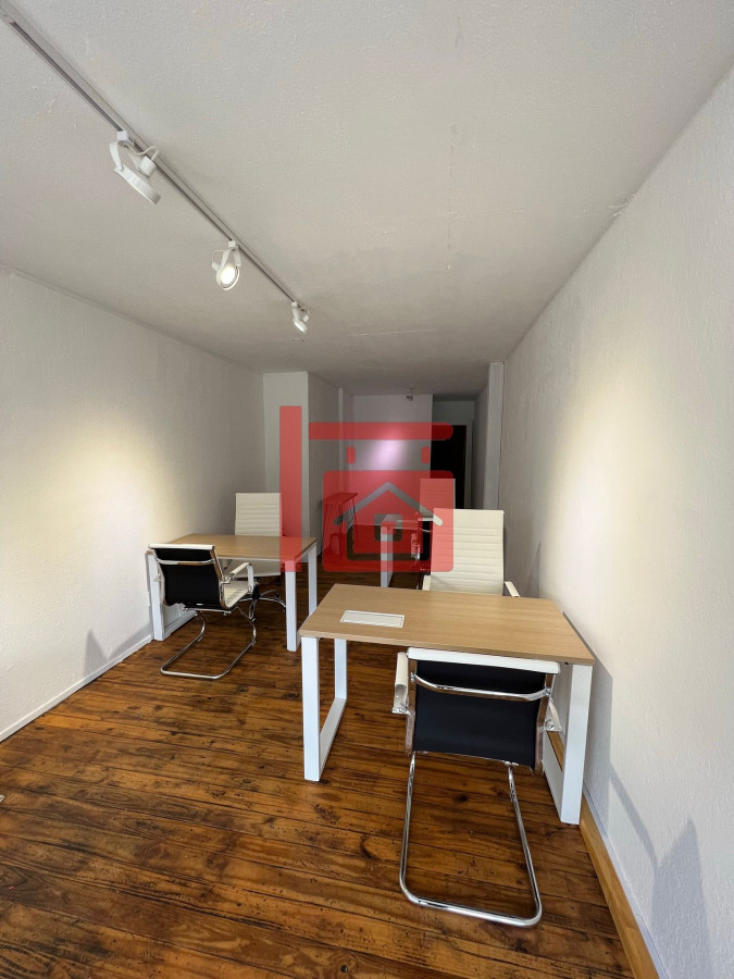 Local Comercial ID.708 - PENINSULA - LOCAL MUY BIEN UBICADO