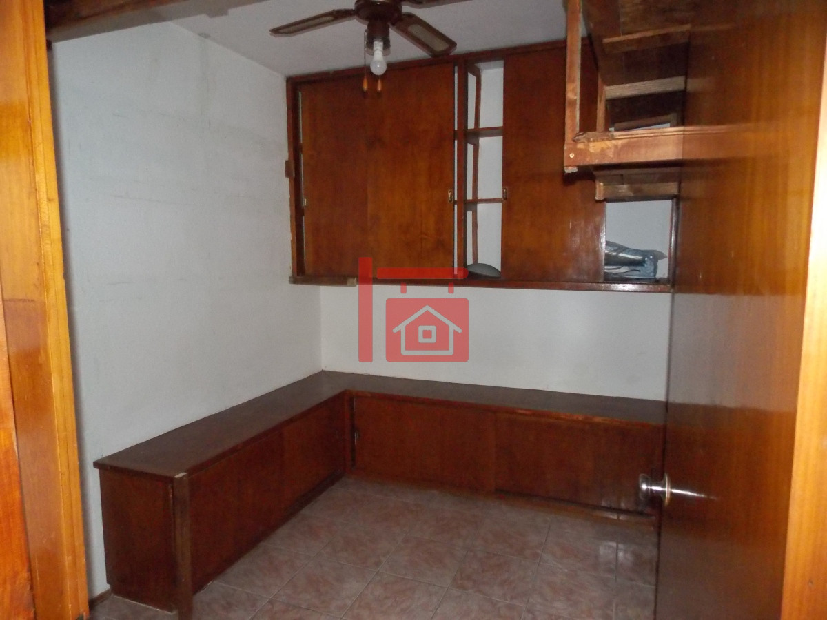 Local Comercial ID.708 - PENINSULA - LOCAL MUY BIEN UBICADO