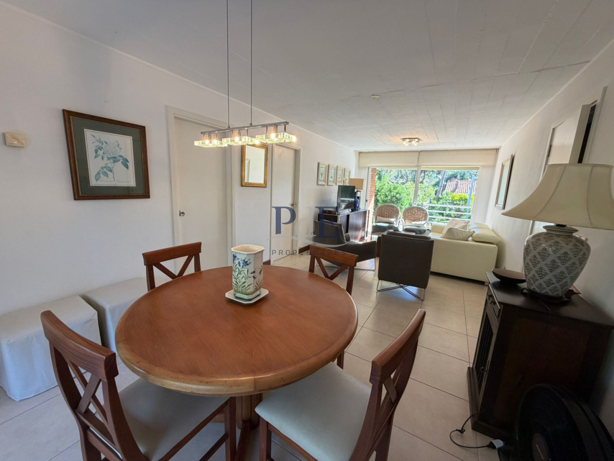 Apartamento en Rincón del Indio, a 1 cuadra del mar - Imagen 8