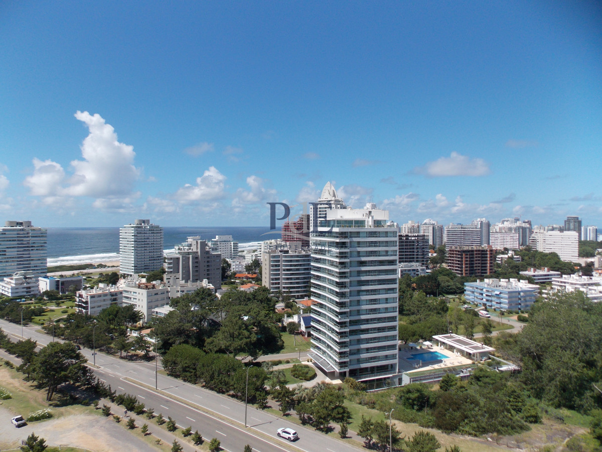 Brava - Torre ONE I - Piso alto