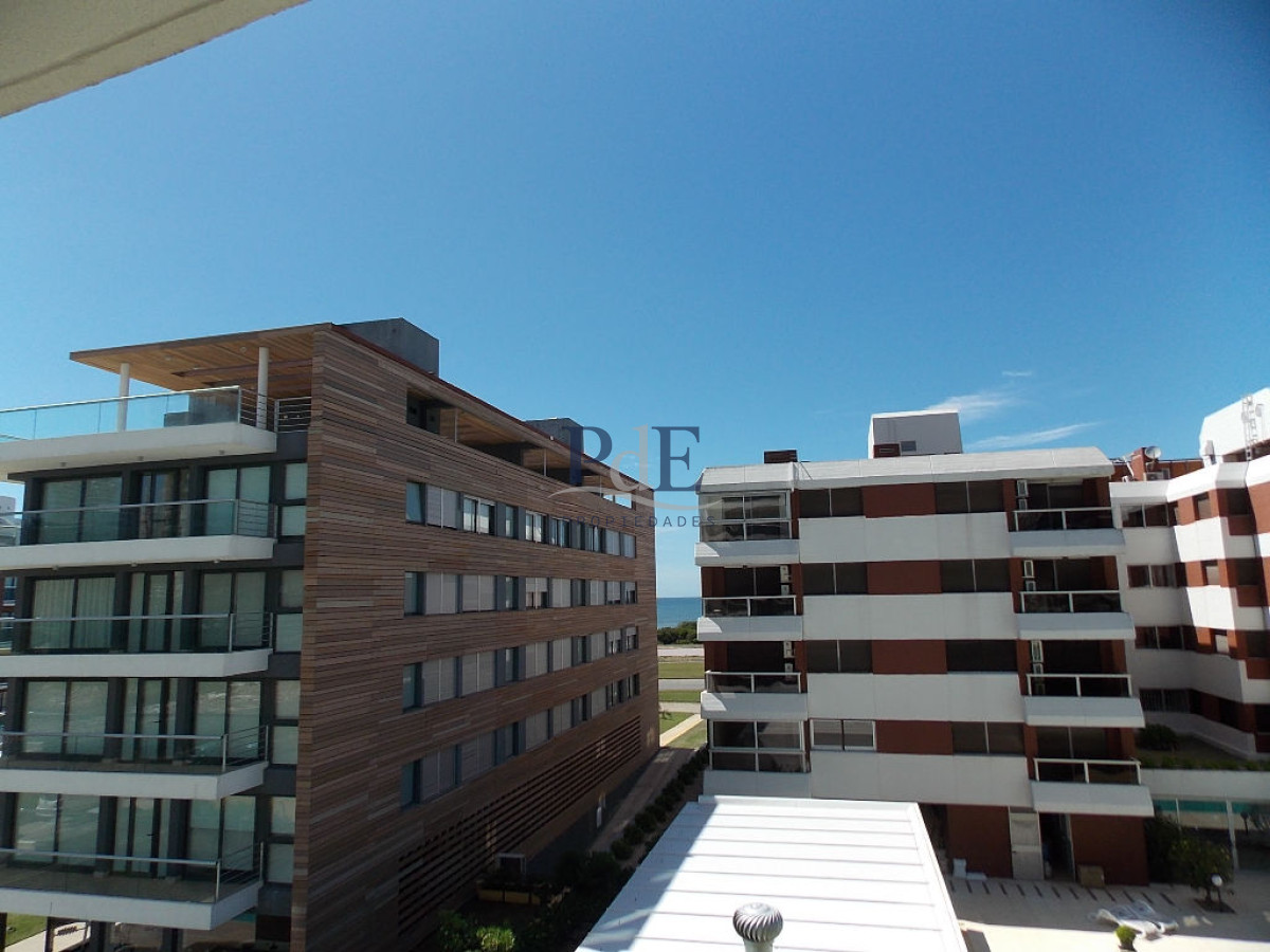 Apartamento en Brava, 3 dormitorios  - Imagen 1