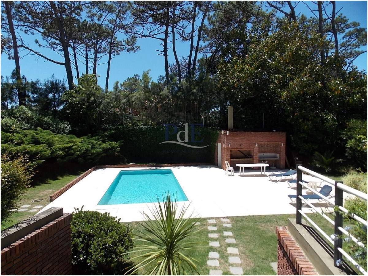 Apartamento en Rincón del Indio, a 1 cuadra del mar - Imagen 14