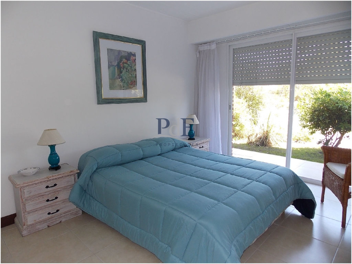 Apartamento en Rincón del Indio, a 1 cuadra del mar - Imagen 22