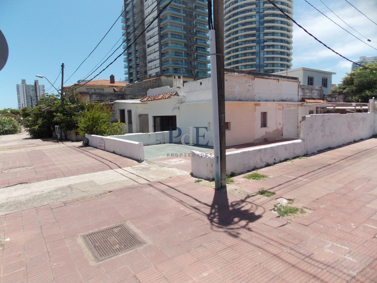 Propiedad con Potencial Comercial en la Parada 2. Punta del Este. - Imagen 1