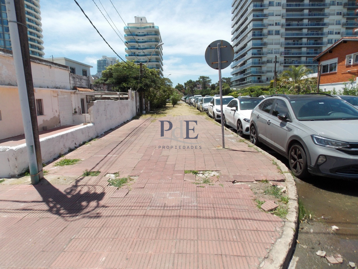 Propiedad con Potencial Comercial en la Parada 2. Punta del Este. - Imagen 9