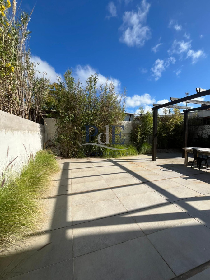 Manantiales casa de 4 dorm y 4 baños a 200 mts del Mar. - Imagen 24