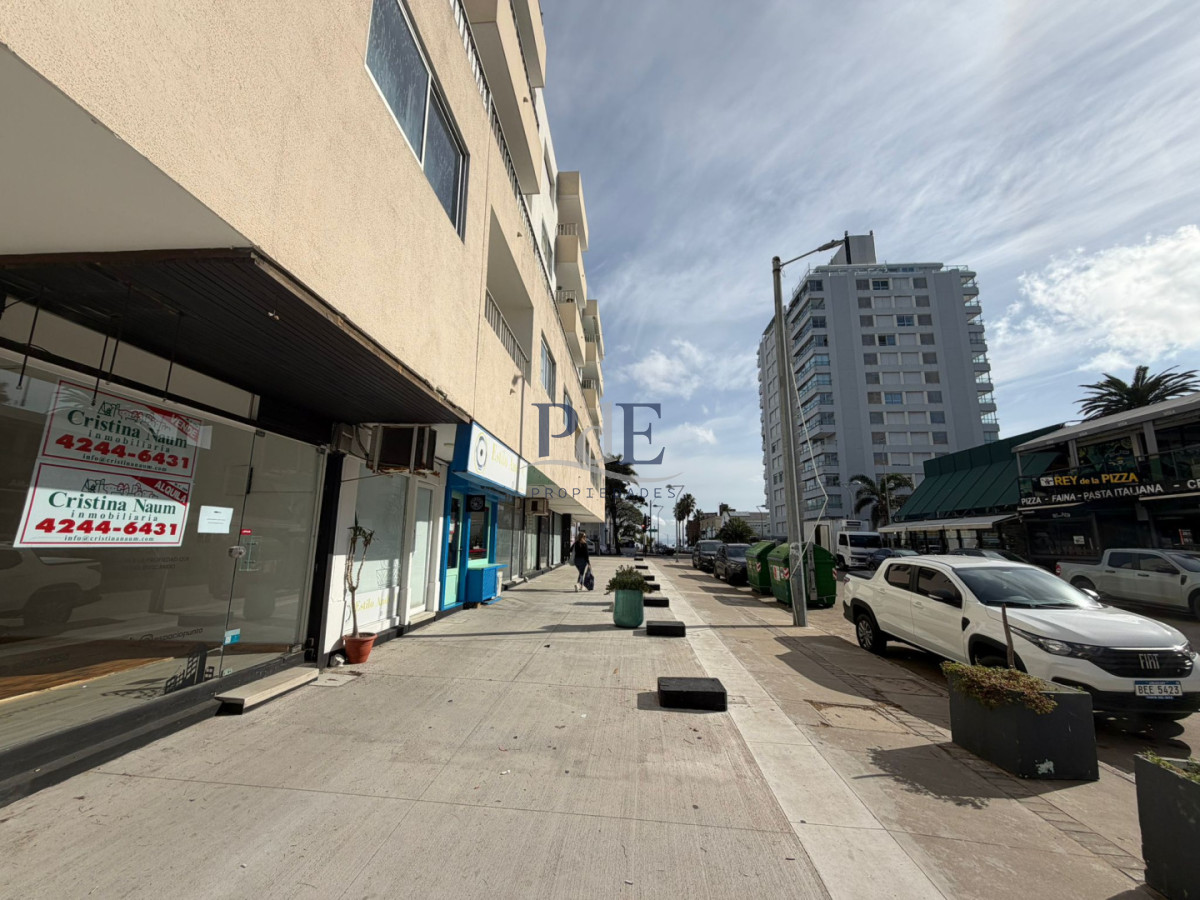 Local Comercial en venta o alquiler en plena Península!! - Imagen 1
