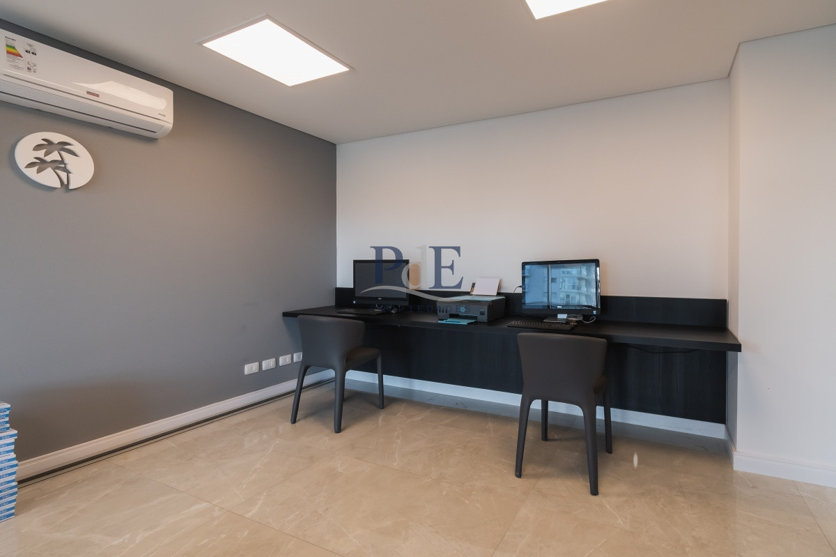 Apartamento en venta | Torre de categoría, Playa Mansa - Imagen 35