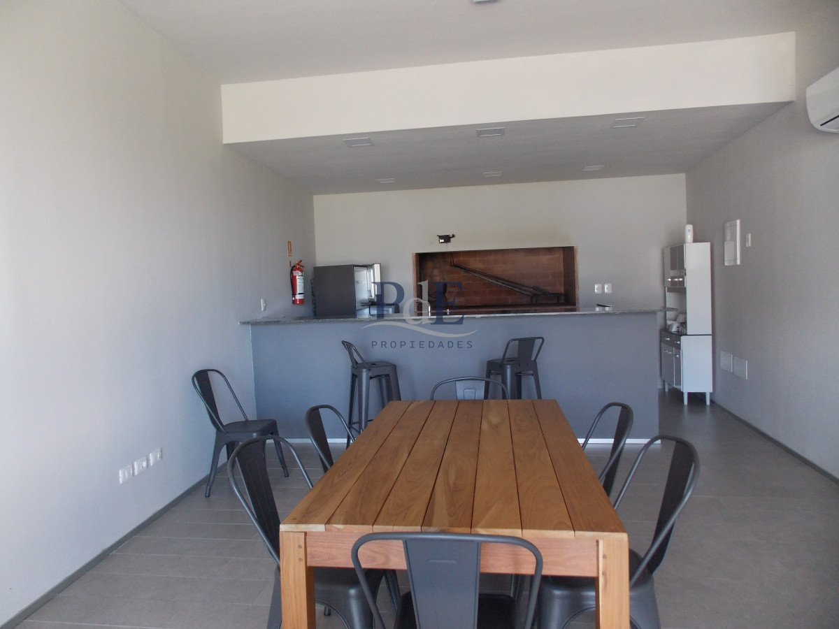 Apartamento en primera línea en Playa Brava - Imagen 39