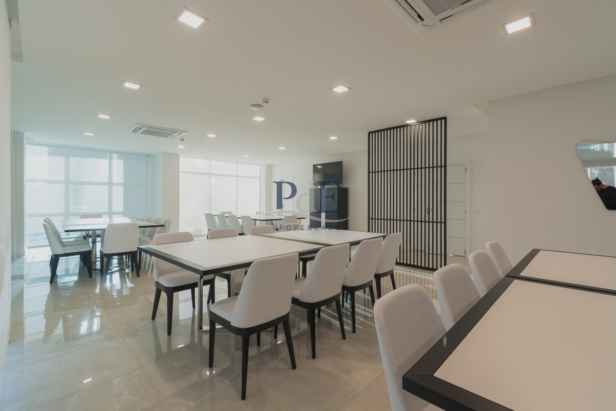 Apartamento en venta | Torre de categoría, Playa Mansa - Imagen 40