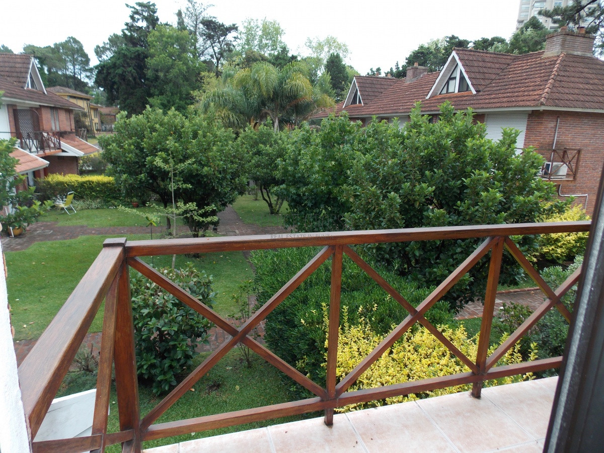 Apartamento ID.83 - IMPERDIBLE!!! C PARRILLERO PROPIO DUPLEX TIPO CASA ZONA CANTEGRIL