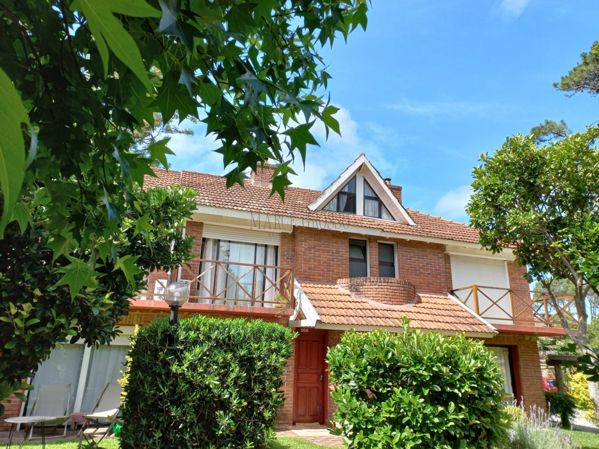 Apartamento ID.83 - IMPERDIBLE!!! C PARRILLERO PROPIO DUPLEX TIPO CASA ZONA CANTEGRIL