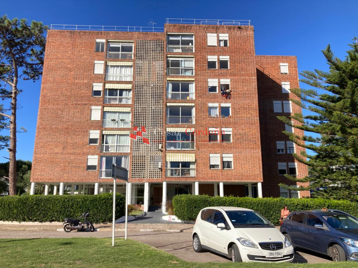 Apartamento ID.1807 - VENTA - Comodo apartamento con excelente ubicacion