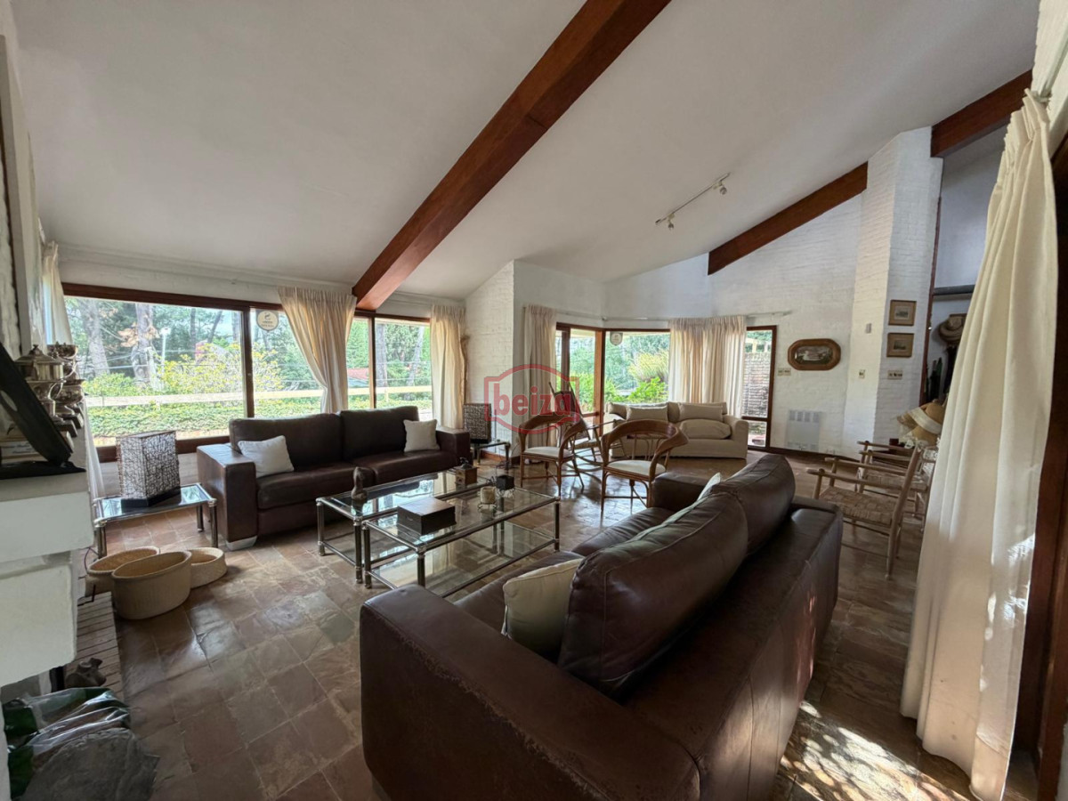 Casa ID.167093 - EN SAN RAFAEL A POCAS CUADRAS DEL MAR