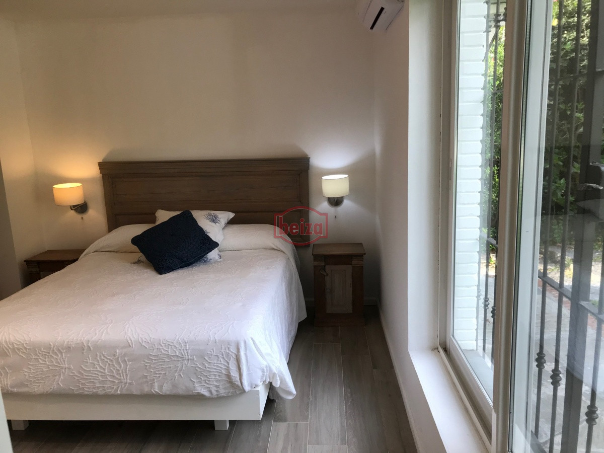 Casa ID.166906/Casas-en-Venta--Beiza-Propiedades - Importante casa a metros de la playa Mansa.