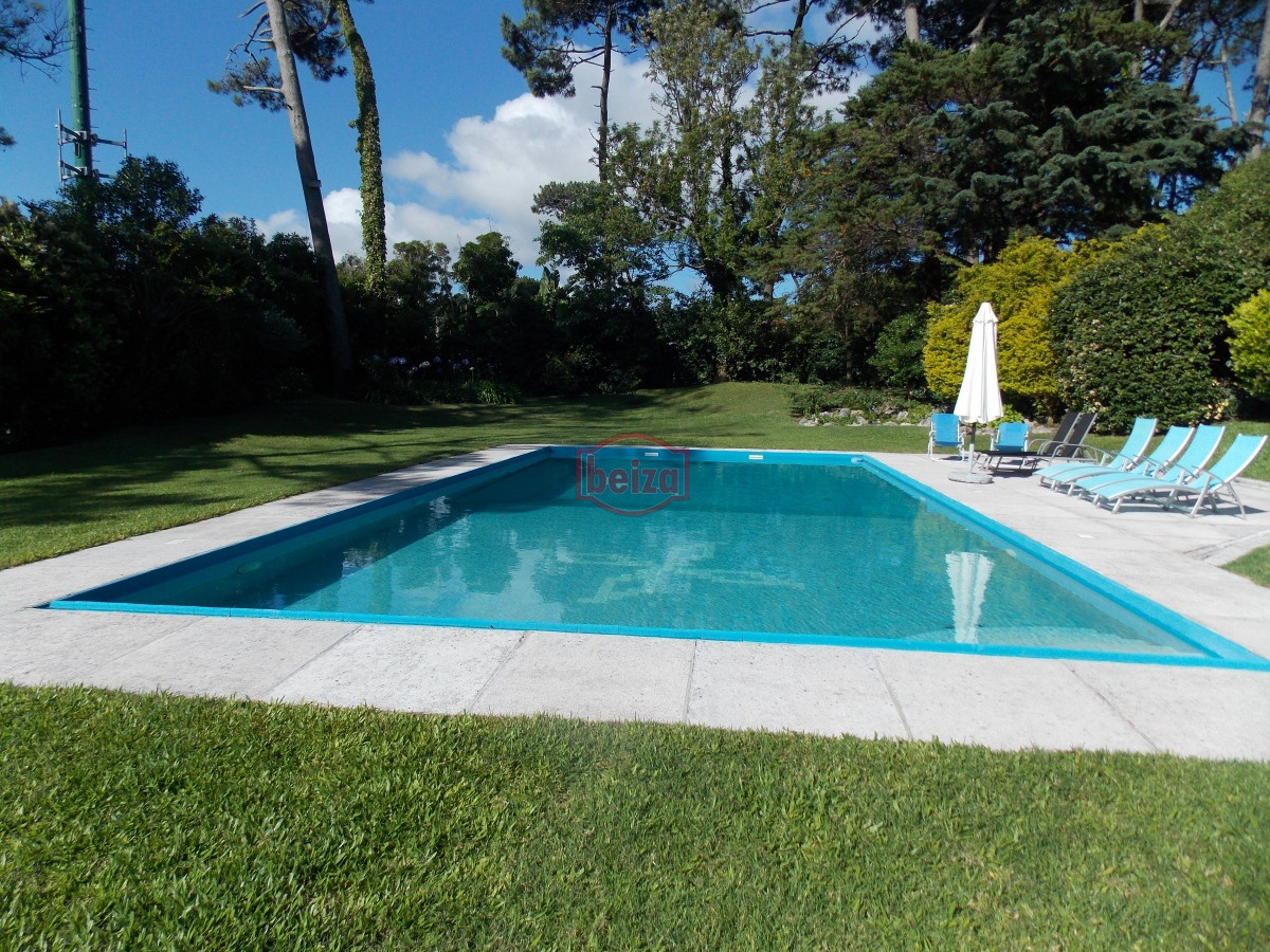 Casa ID.166906/Casas-en-Venta--Beiza-Propiedades - Importante casa a metros de la playa Mansa.