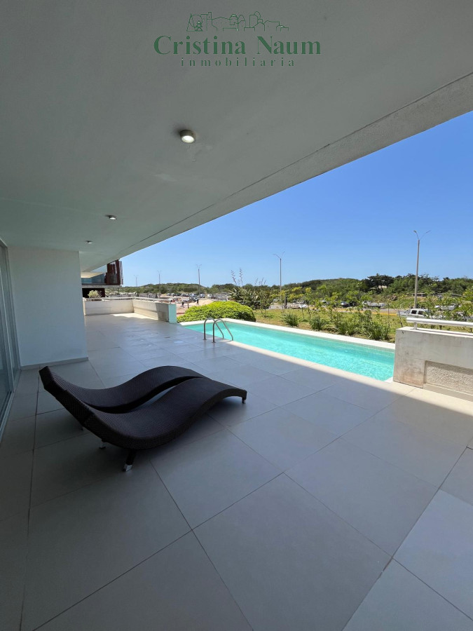 ESPECTACULAR APTO EN PRIMERA LINEA PLAYA BRAVA - CNI41395A