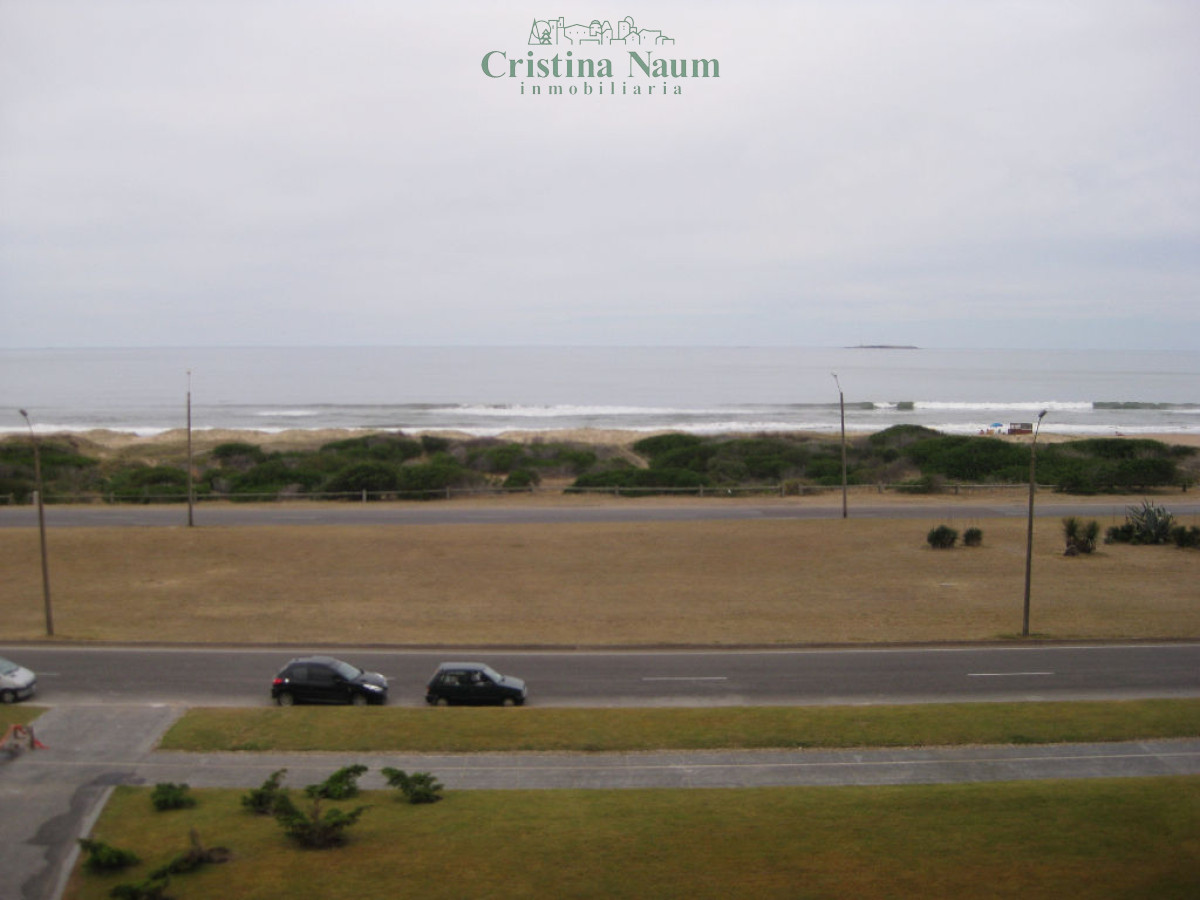 BRAVA ... TORRE LOBOS  - CNI4599A