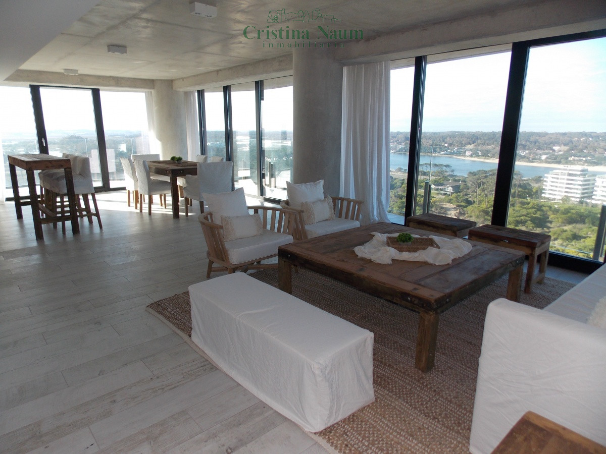 BRAVA - EDIFICIO SURFSIDE PUNTA DEL ESTE  - CNI38778A