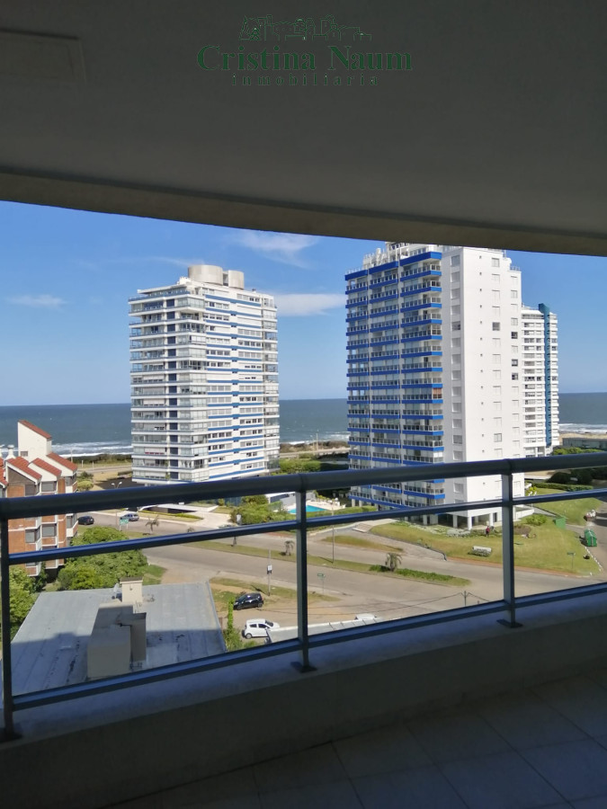 Apartamento a mts del mar zona Brava  - CNI4327A