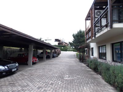 QUARTIER PUNTA BALLENA