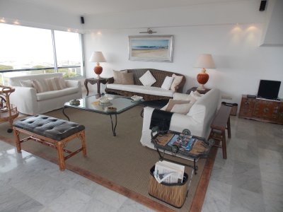 PENT HOUSE/DUPLEX FRENTE AL MAR